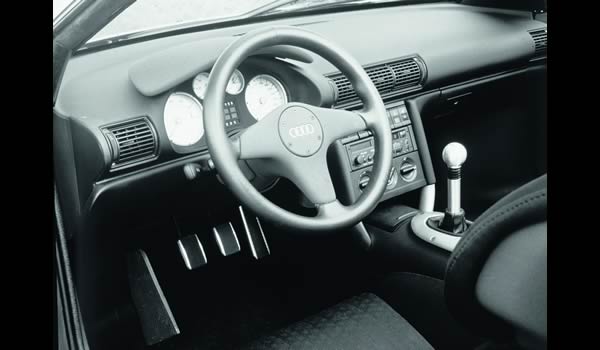 Audi Quattro Spyder 1991  interior